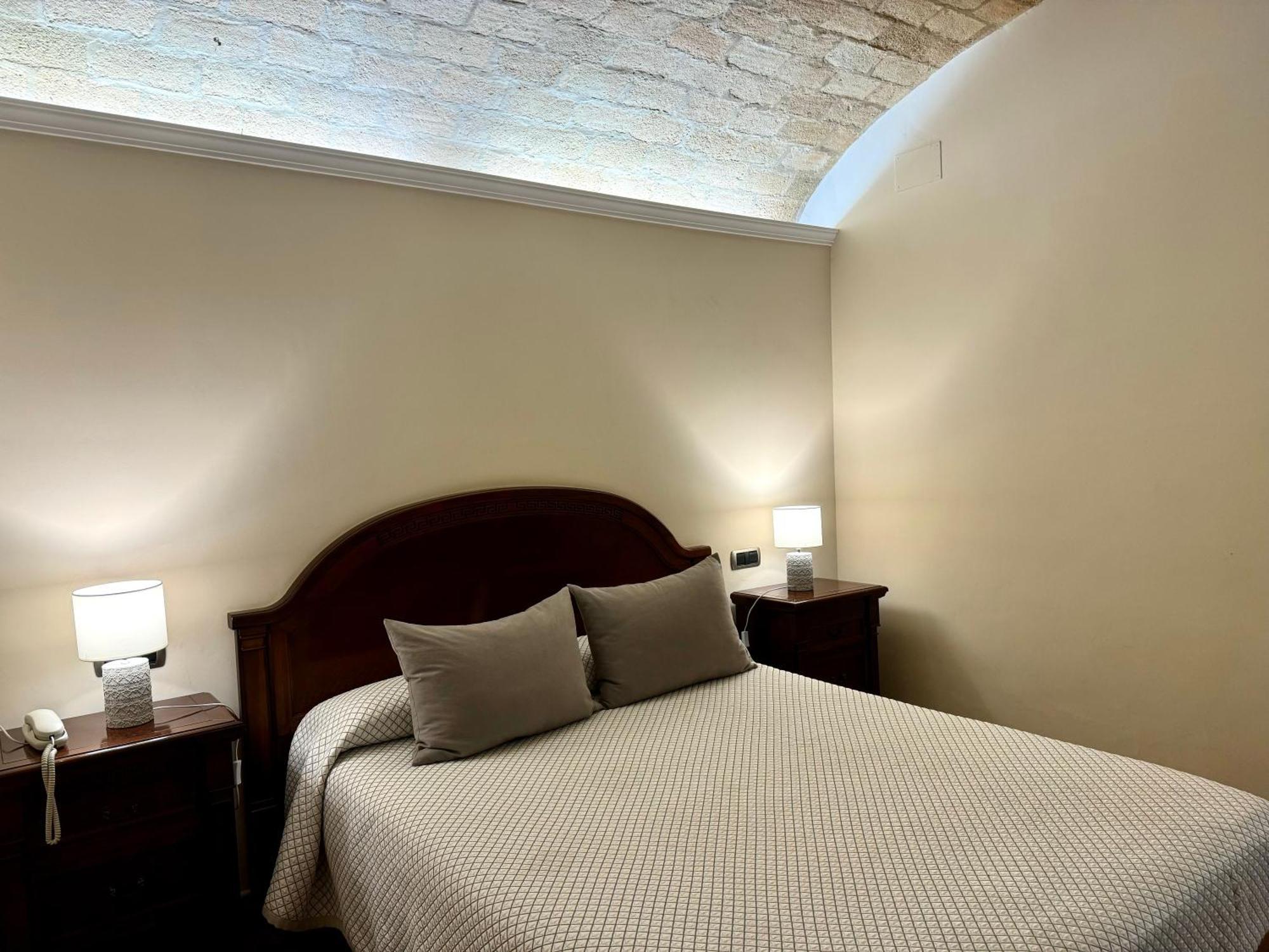 Hotel Kazar Ontinyent Exterior foto